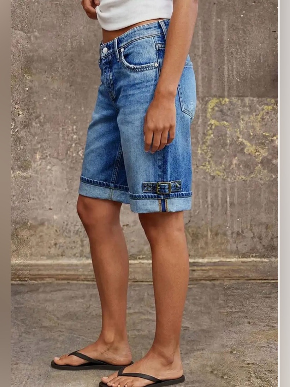 Flamingals Wash Buckle Decor Roll Hem Mid Waist Denim Bermuda Shorts